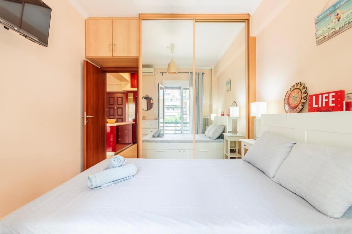Athens Strawberry Hideaway - City Chic Retreat Zewnętrze zdjęcie
