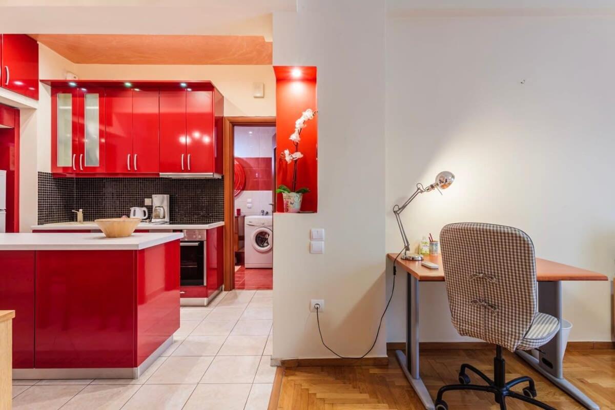 Athens Strawberry Hideaway - City Chic Retreat Zewnętrze zdjęcie